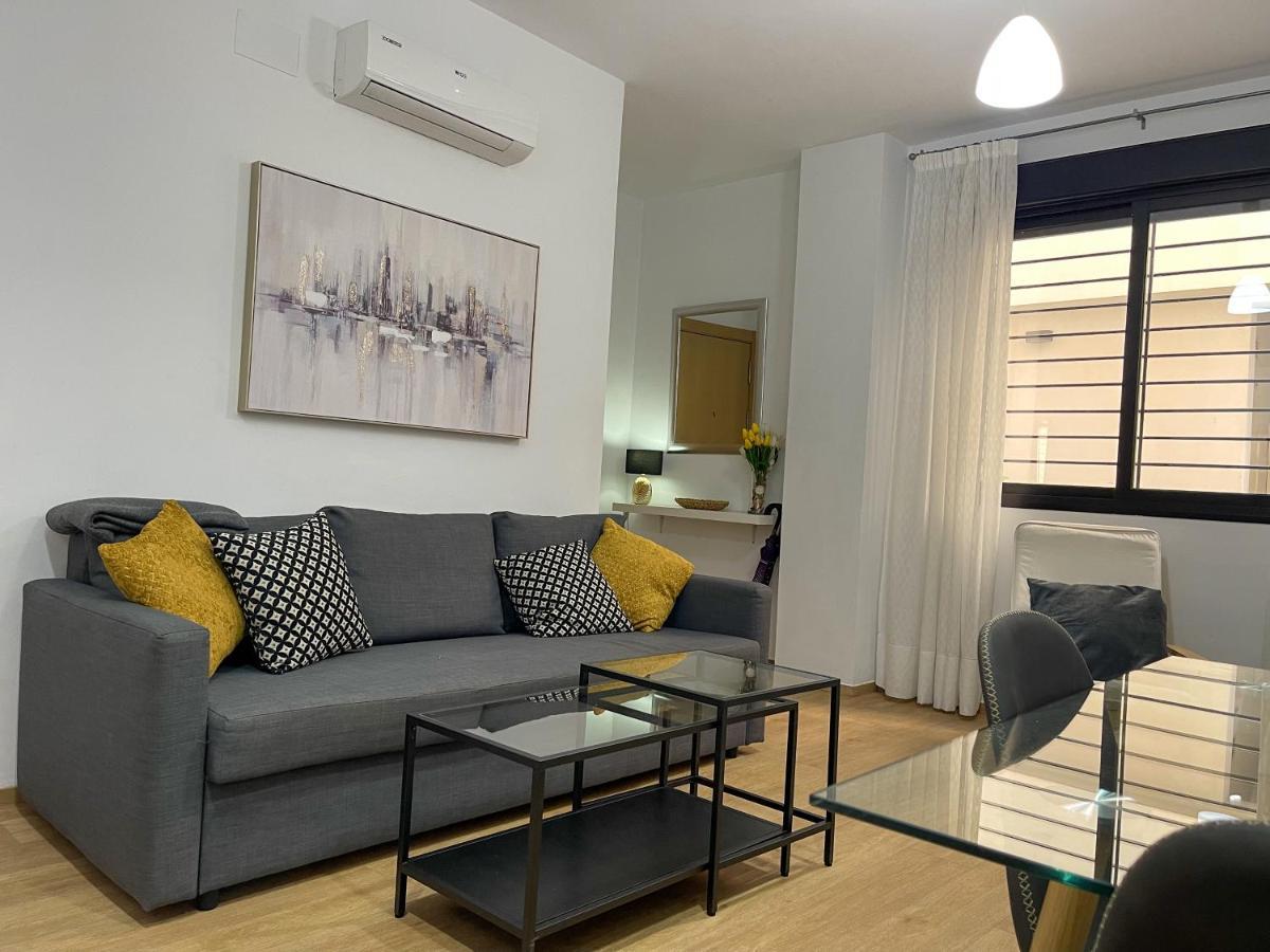Quiet Apartment In The Heart Of Malaga Pool & Free Parking Buitenkant foto