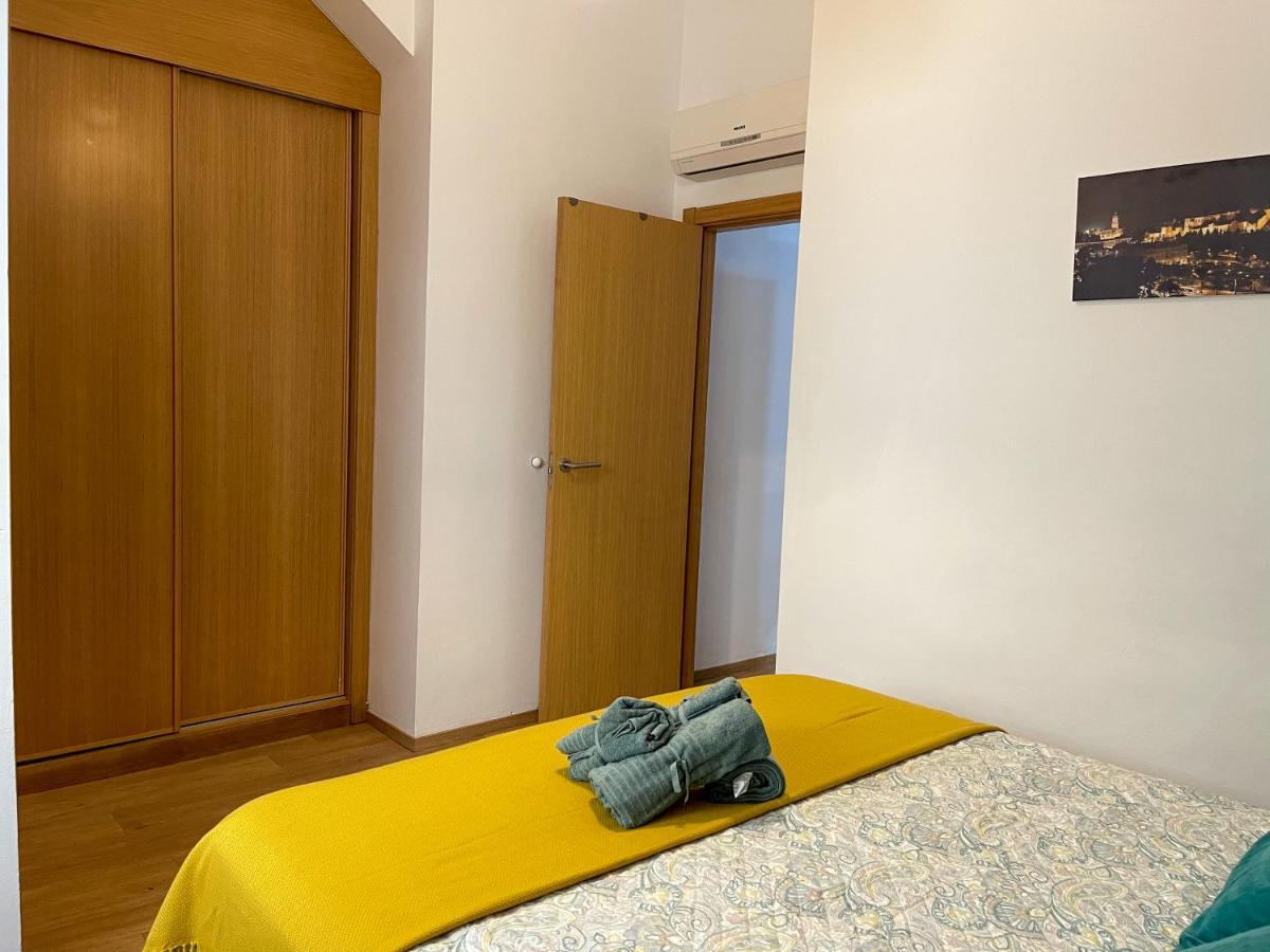 Quiet Apartment In The Heart Of Malaga Pool & Free Parking Buitenkant foto